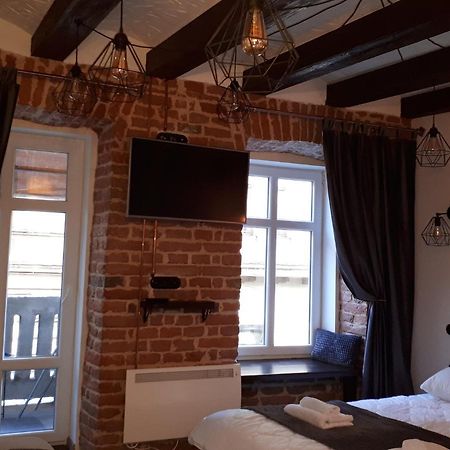 Loft Апартаменти З Балконом В Центрі Львова Buitenkant foto